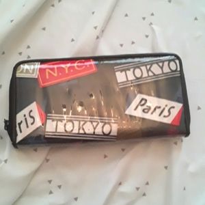 Travel vinyl wallet Tokyo Paris N.Y.C.